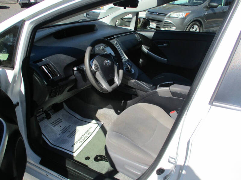 2014 Toyota Prius Three