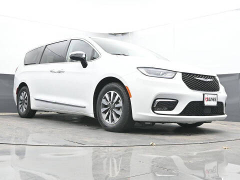 2023 Chrysler Pacifica Plug-In Hybrid Limited