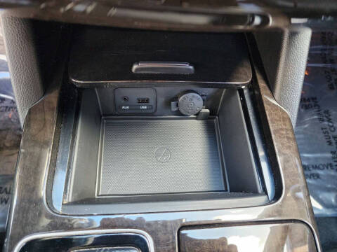 2014 Kia Cadenza Premium