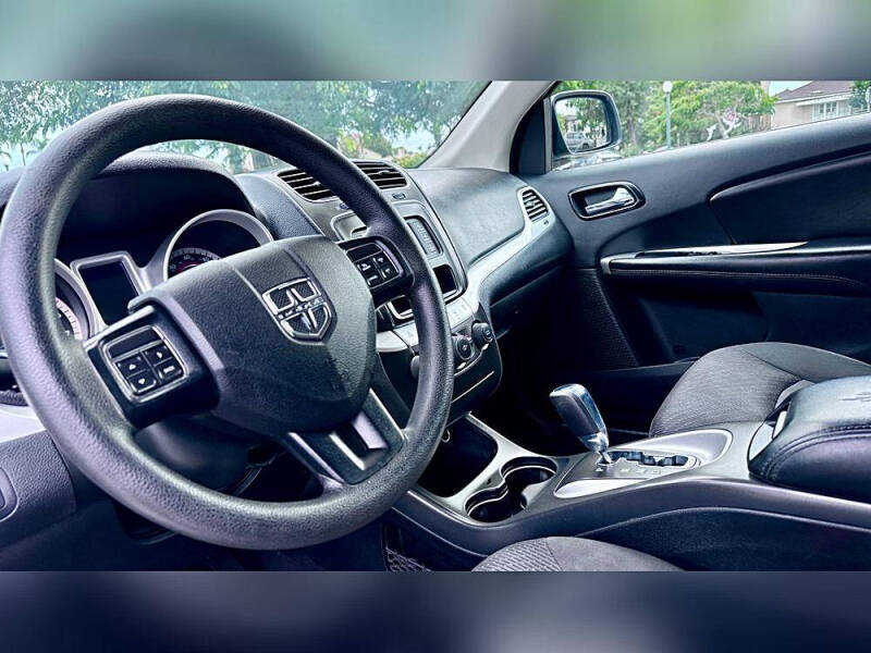 2018 Dodge Journey SE