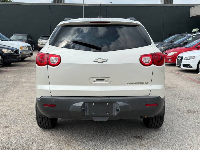 2011 Chevrolet Traverse LT