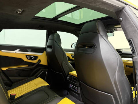 2021 Lamborghini Urus