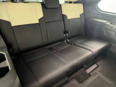 2023 Toyota Sequoia Capstone