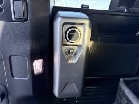 2023 Land Rover Defender 110 X-Dynamic SE