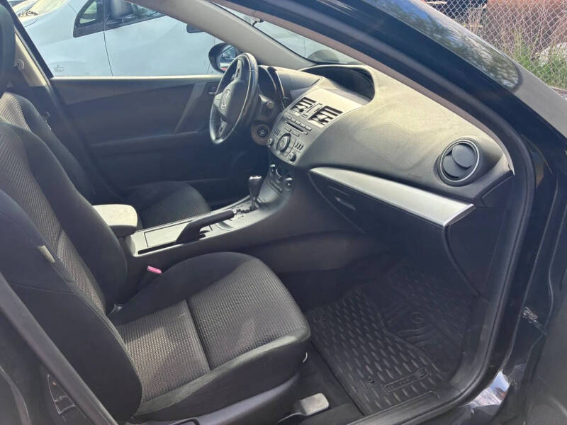 2012 Mazda MAZDA3 i Touring