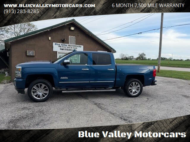 2017 Chevrolet Silverado 1500 High Country 4X4 Crew Cab Standard Box's photo