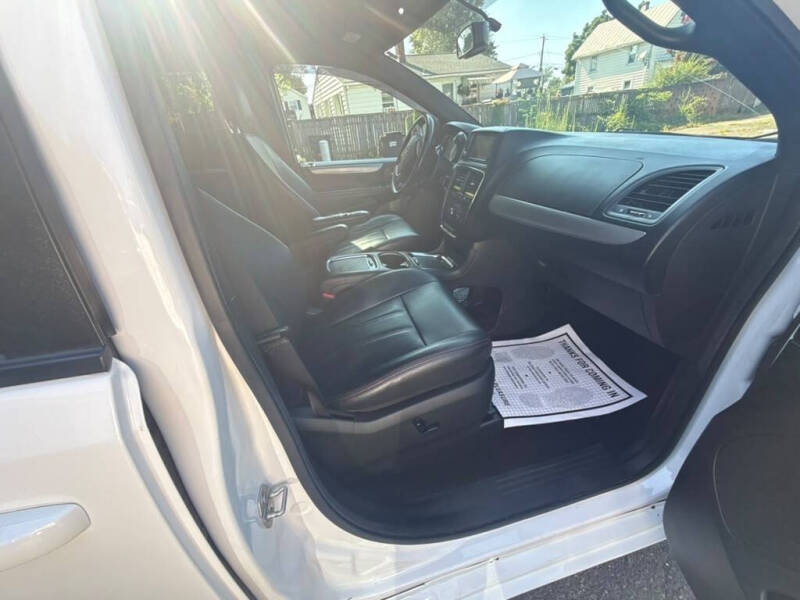 2017 Dodge Grand Caravan GT