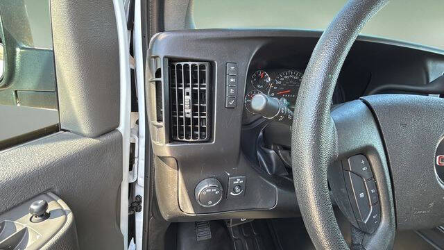 2024 GMC Savana 2500
