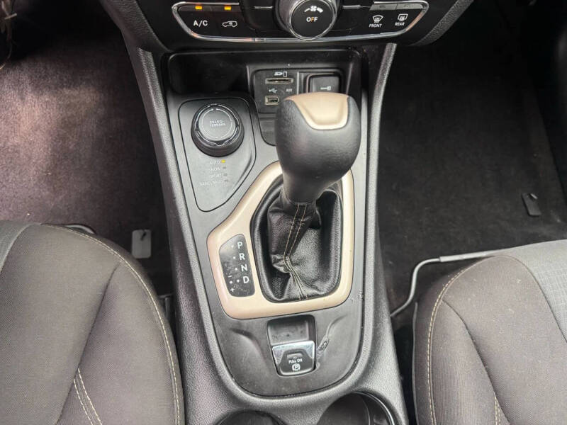 2017 Jeep Cherokee Latitude