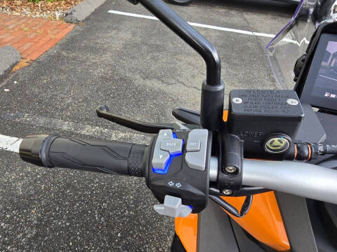 2026 Ice Bear Asend SHDW 200cc Scooter