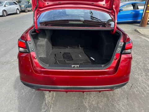 2020 Nissan Versa SV