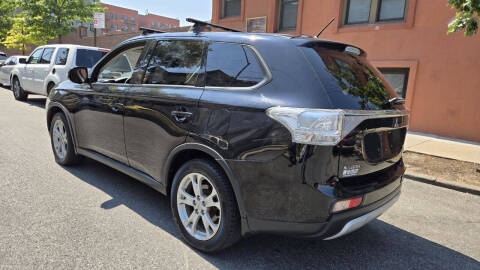 2015 Mitsubishi Outlander SE