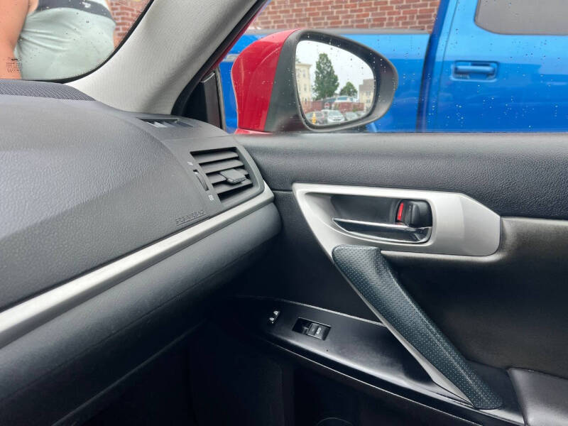 2012 Lexus CT 200h Premium
