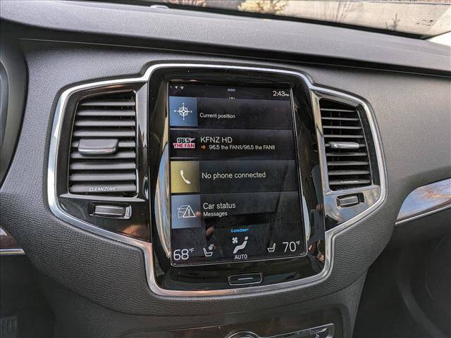 2016 Volvo XC90 T6 Momentum