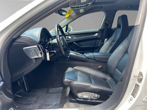 2015 Porsche Panamera
