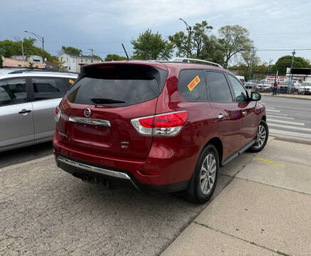 2016 Nissan Pathfinder SV