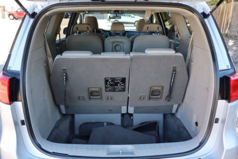 2015 Kia Sedona LX
