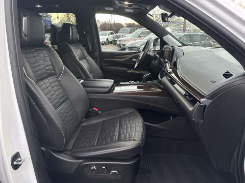 2023 Cadillac Escalade Sport Platinum