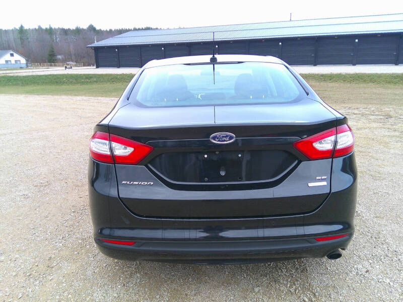 2015 Ford Fusion SE photo 7