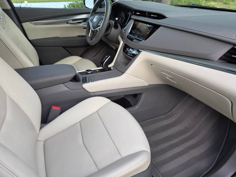 2024 Cadillac XT5 Premium Luxury