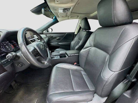 2019 Lexus ES 350