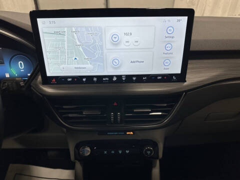 2025 Ford Escape Platinum