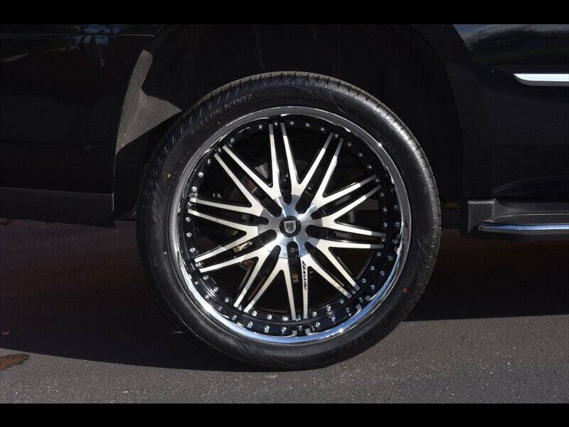 2017 Cadillac Escalade Luxury