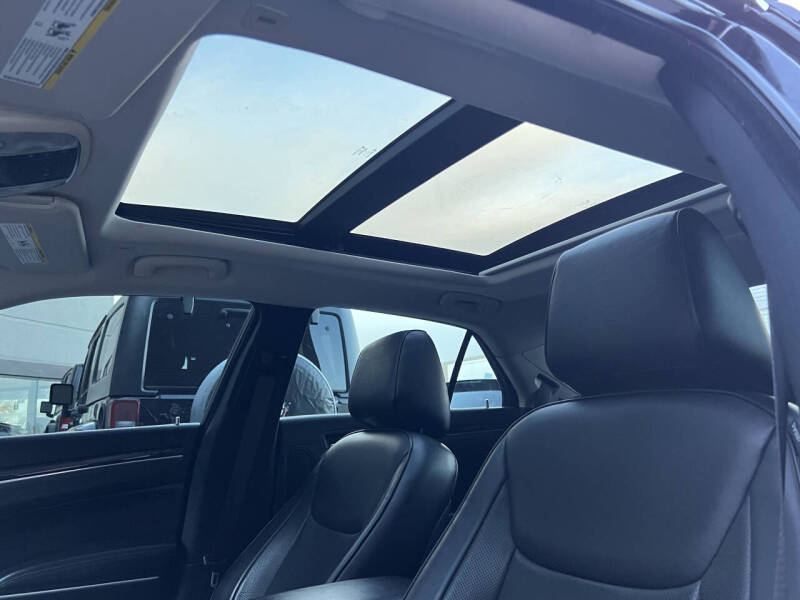 2019 Chrysler 300 Limited