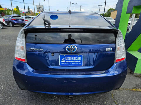2010 Toyota Prius III