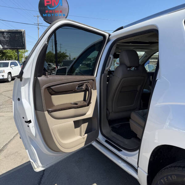 2016 GMC Acadia Denali