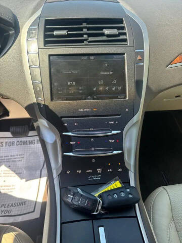 2015 Lincoln MKZ