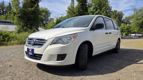2012 Volkswagen Routan S