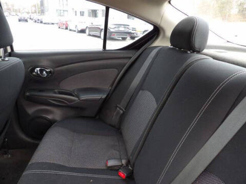 2016 Nissan Versa 1.6 SV