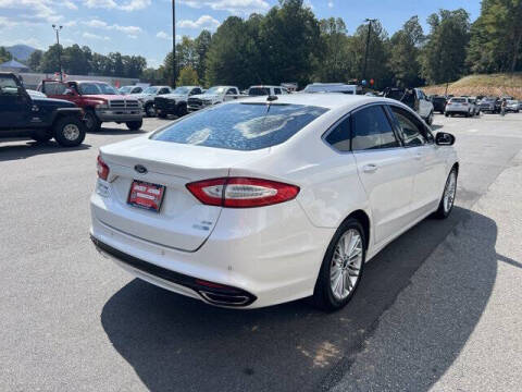 2016 Ford Fusion SE
