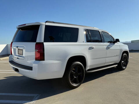 2018 Chevrolet Suburban LT