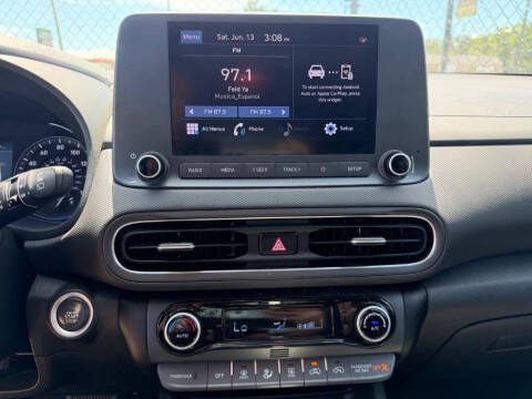 2022 Hyundai Kona SEL