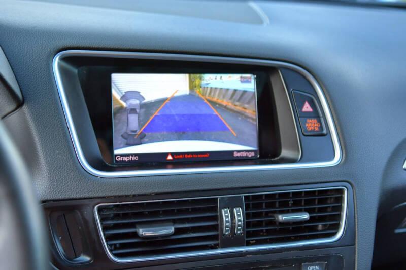 2017 Audi Q5 2.0T quattro Premium Plus