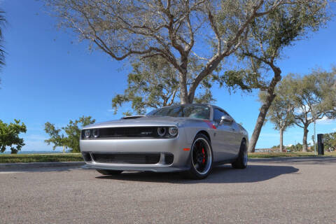 2015 Dodge Challenger SRT Hellcat