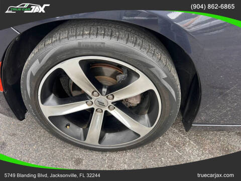 2017 Dodge Charger SXT