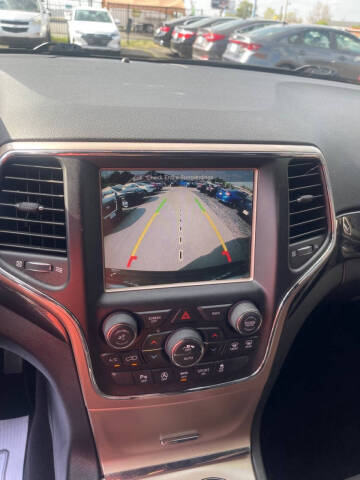 2016 Jeep Grand Cherokee Laredo