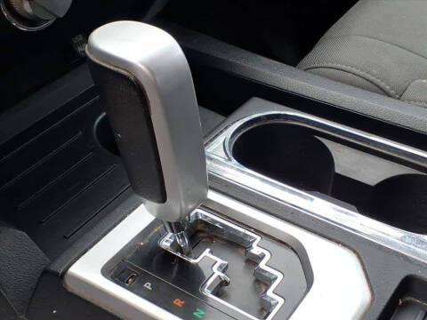 2014 Toyota Tundra SR5