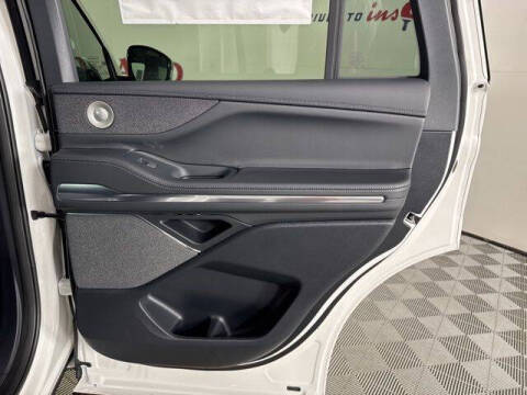 2025 Lincoln Navigator Reserve