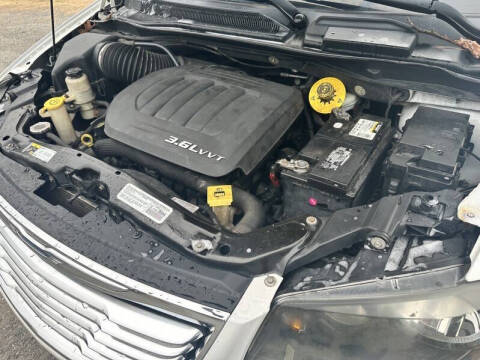 2014 Chrysler Town and Country Touring