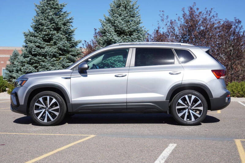 2022 Volkswagen Taos SE 4Motion