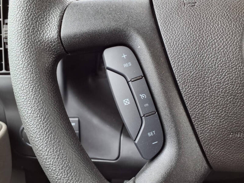 2024 Chevrolet Express 3500