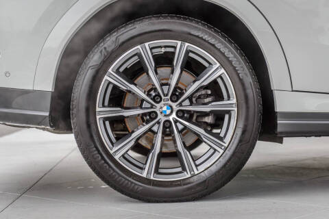 2022 BMW X6 xDrive40i