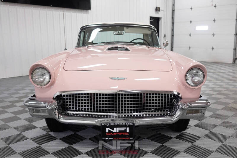 1957 Ford Thunderbird