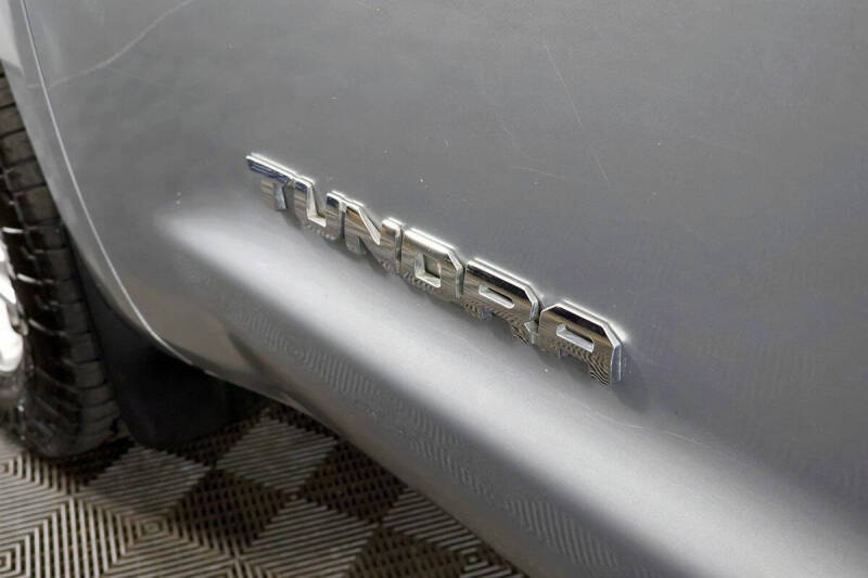 2017 Toyota Tundra SR5