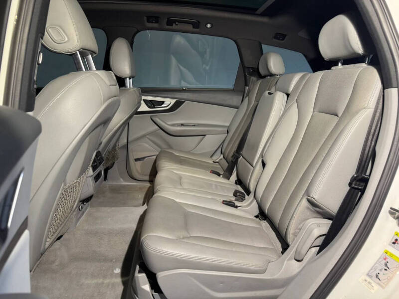 2018 Audi Q7 2.0T quattro Premium Plus