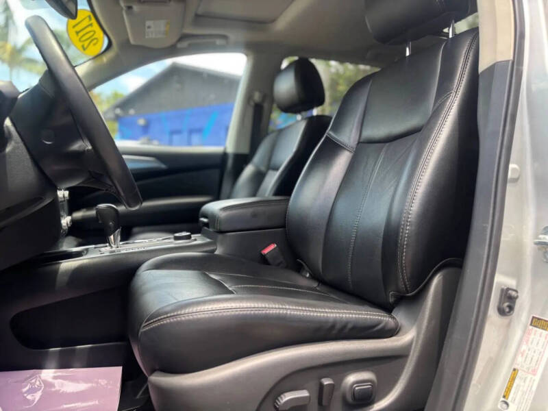 2017 Nissan Pathfinder